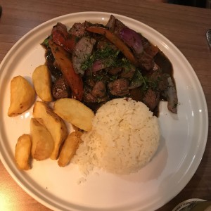 lomo saltado