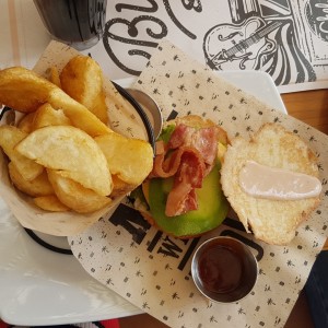 Avocado burger