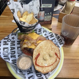 hamburguesa chesse bacon 