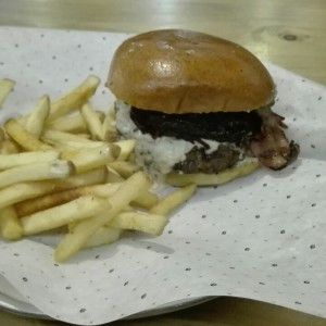 hamburguesa de queso azul 