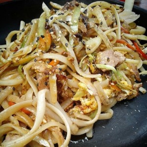 Teppan de tallarines Mikkusu