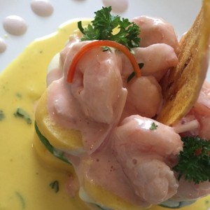 Causa de camarones