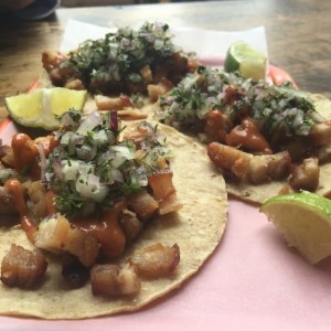 tacos de chicharron ahumado