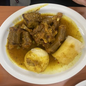 Guiso de Cola
