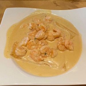 Crepes de Camarones al Ajillo