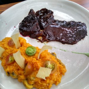 Posta Palenquera con risotto de chontaduro