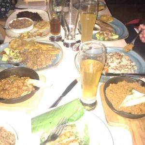 salmon, chivo y posta cartagenera