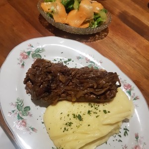 churrasco encebollado
