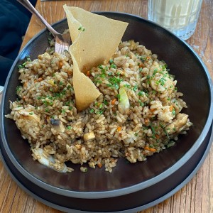 Yakimeshi pollo