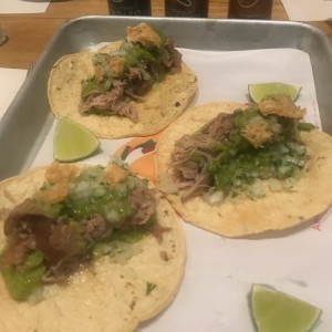 Tacos de Carnitas