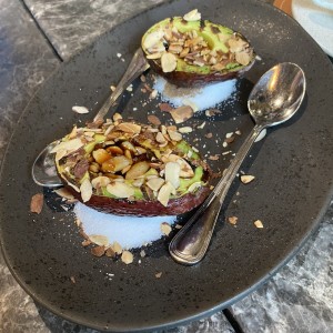 Aguacates a la parrilla