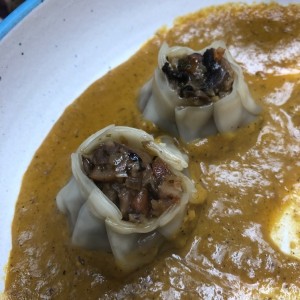 Guiosas rellenas de hongos