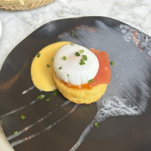 Huevo Benedictino de trucha