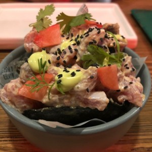 Taco Nori de salmon spicy