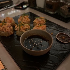 Sushi salmon