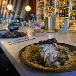 El tiempo perdido (pesca del pacifico) y El sabor del tiempo (costillas de cerdo ST)