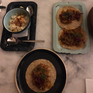 Esquites y tacos de pantera