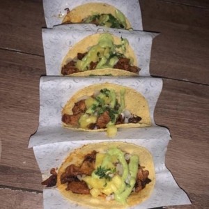 Tacos al pastor