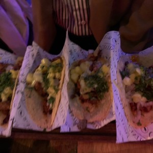 Tacos al pastor