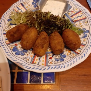 Buñuelos de Bacalao 