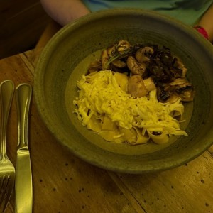 Pasta de la casa con setas