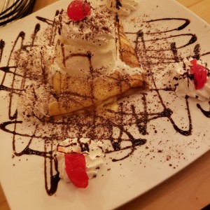 crepe de arequipe y queso