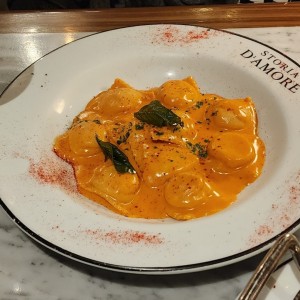 Ravioli de Salmon