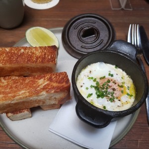 Huevos Cocotte