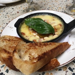 Brie Almondine