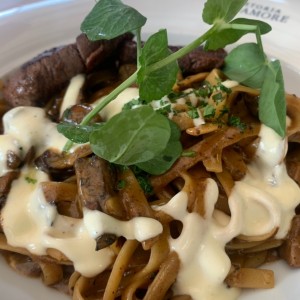 Tartufo e fungi con adicion de lomo