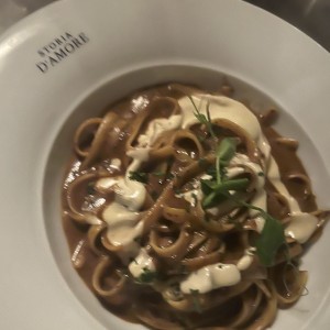 Fetuccini Funghi e Tartufo