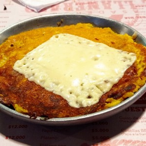 Arepa de maíz.