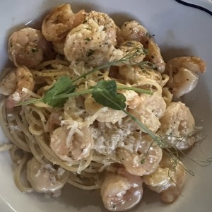 Pasta con extra de camarones