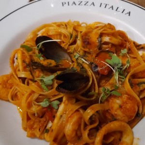 pasta con mariscos
