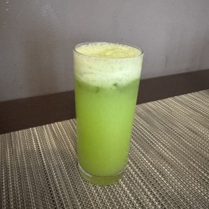 Limonada con hierbabuena