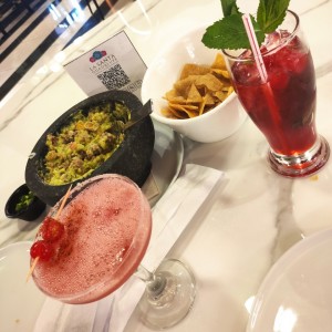 Santo Guacamole. margarita la Lupita. cóctel sin licor
