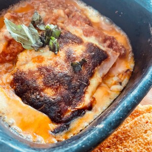 Lasaña de carne con plátano 