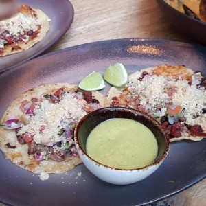 Tacos campechanos