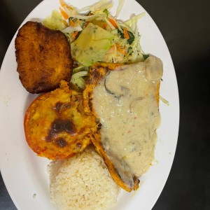 Pollo champiñones 