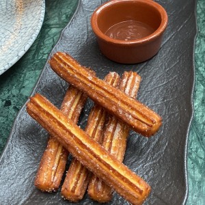 Churros con Chocolate 