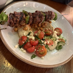 Hummus con brocheta