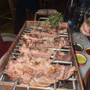 Rib Eye Hiro - lo mejor !!! $144.800 450 gr ??