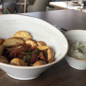 Lomo saltado