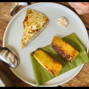 Envueltos de Maíz con Cuajada y Cremoso de Marañon
