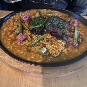 Arroz carne y vegetales