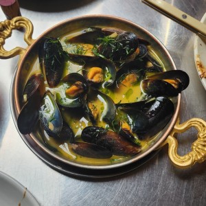 Mejillones al Curry de Limonaria 