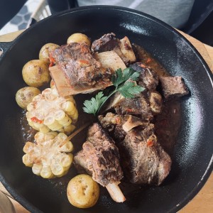 Costilla guisada (sin guiso)