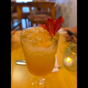 bebida frutos amarillos