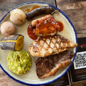 Parrillada de cinco carnes 