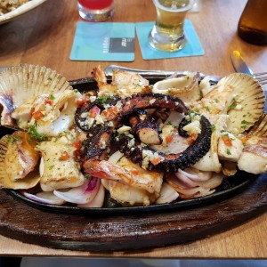 Plancha al Ajillo